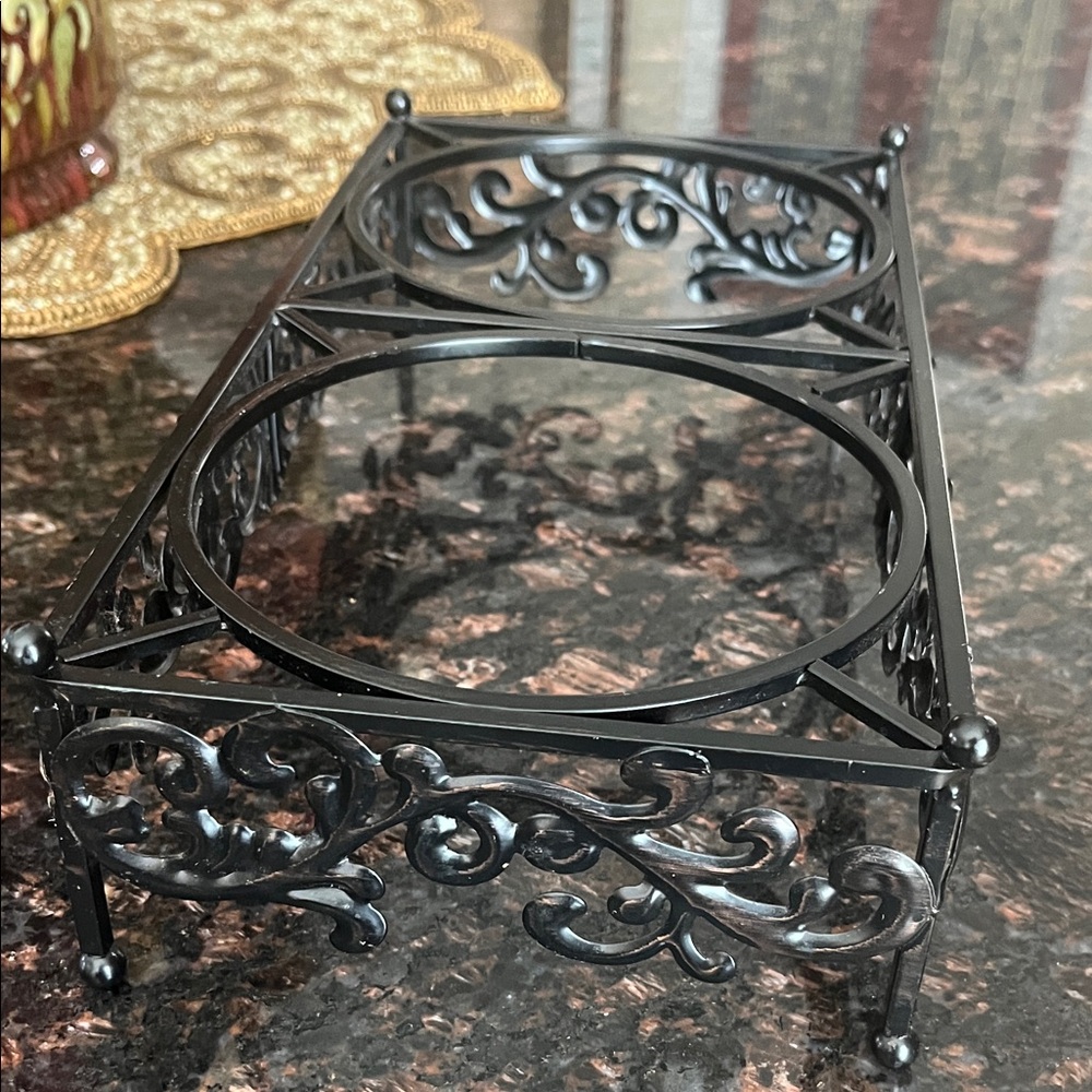 Elegant Black Pet Feeder Stand WITHOUT Bowls - Picture 5 of 10